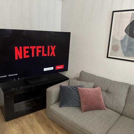 Moderno Apartamento En Pleno Centro マドリード エクステリア 写真