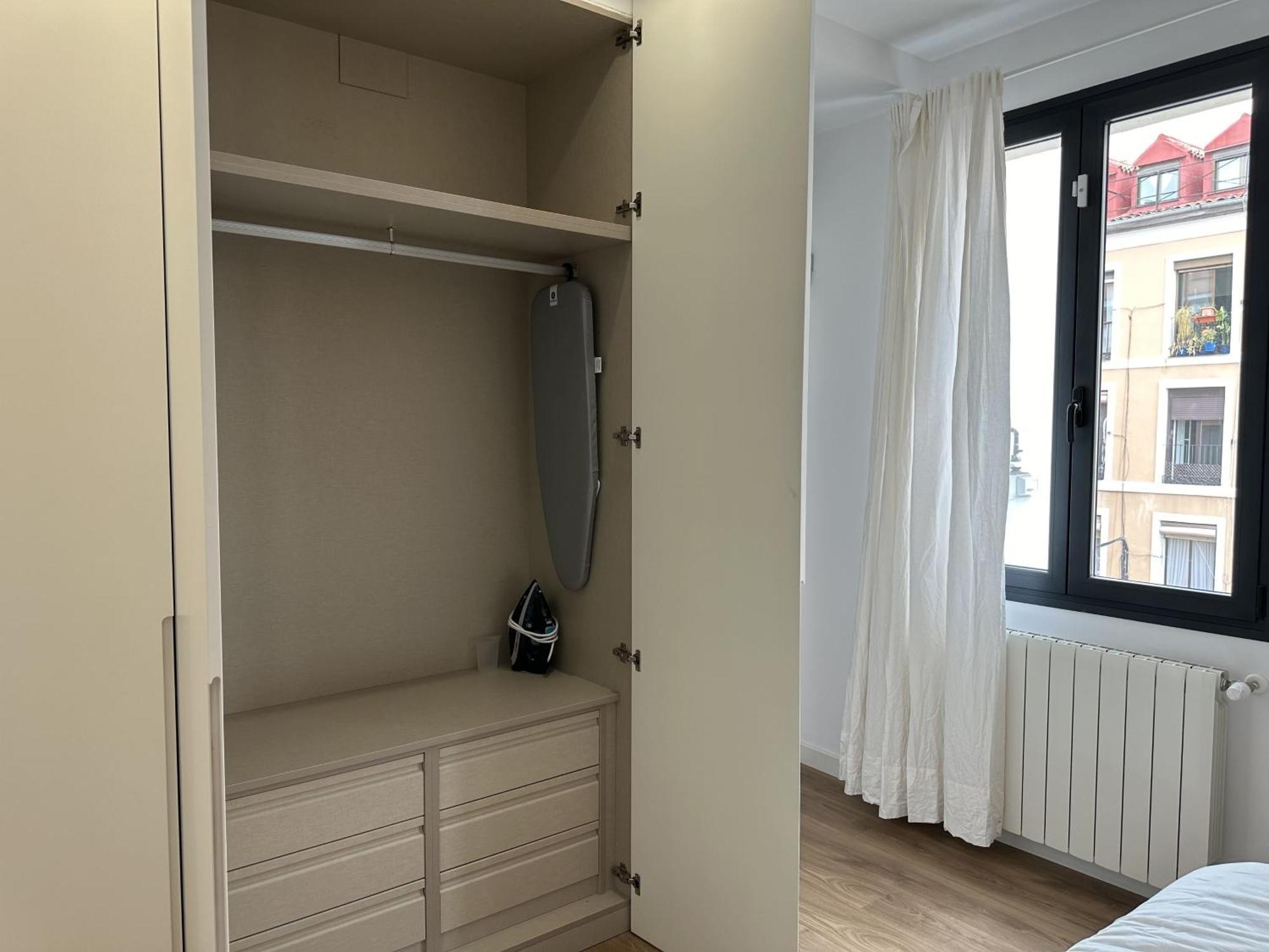 Moderno Apartamento En Pleno Centro マドリード エクステリア 写真