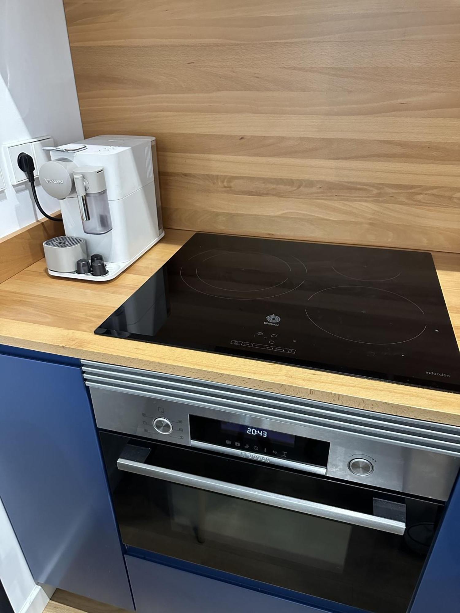 Moderno Apartamento En Pleno Centro マドリード エクステリア 写真