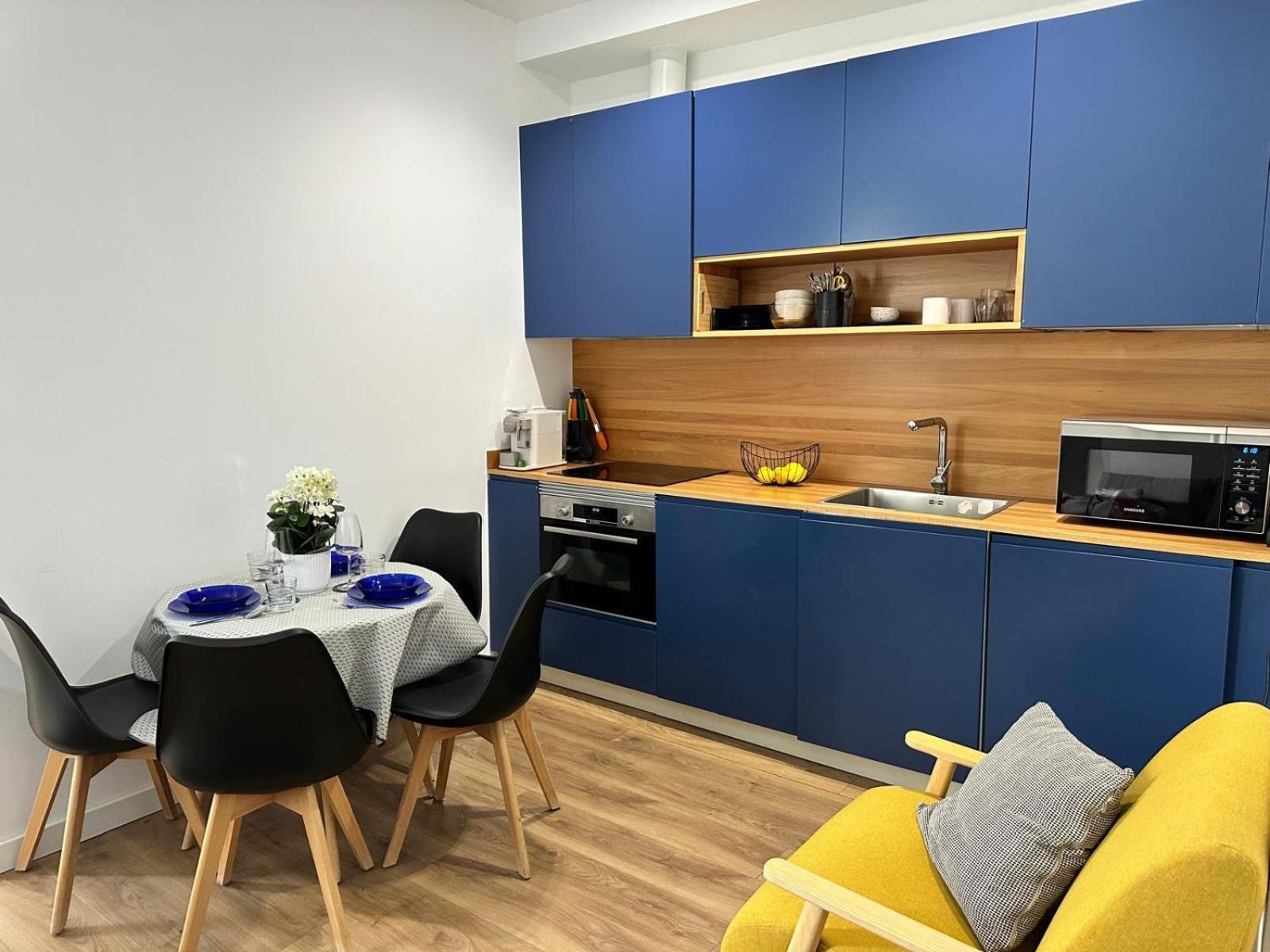 Moderno Apartamento En Pleno Centro マドリード エクステリア 写真
