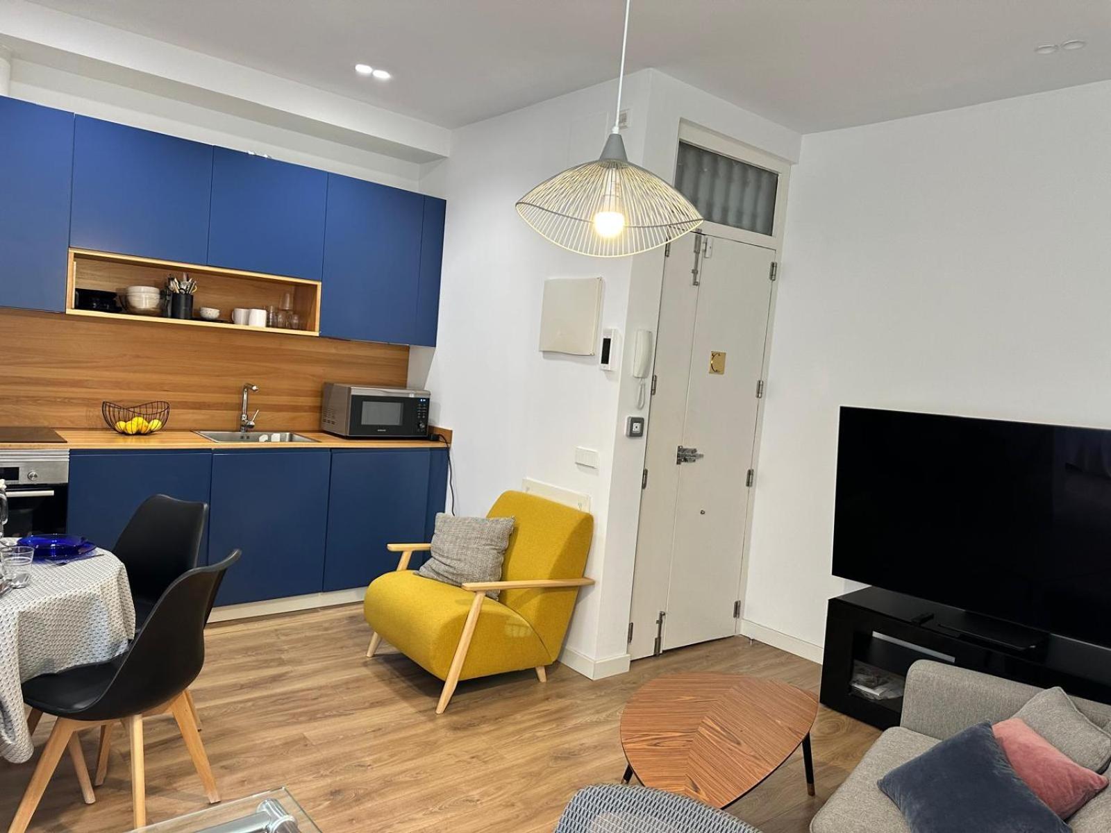 Moderno Apartamento En Pleno Centro マドリード エクステリア 写真